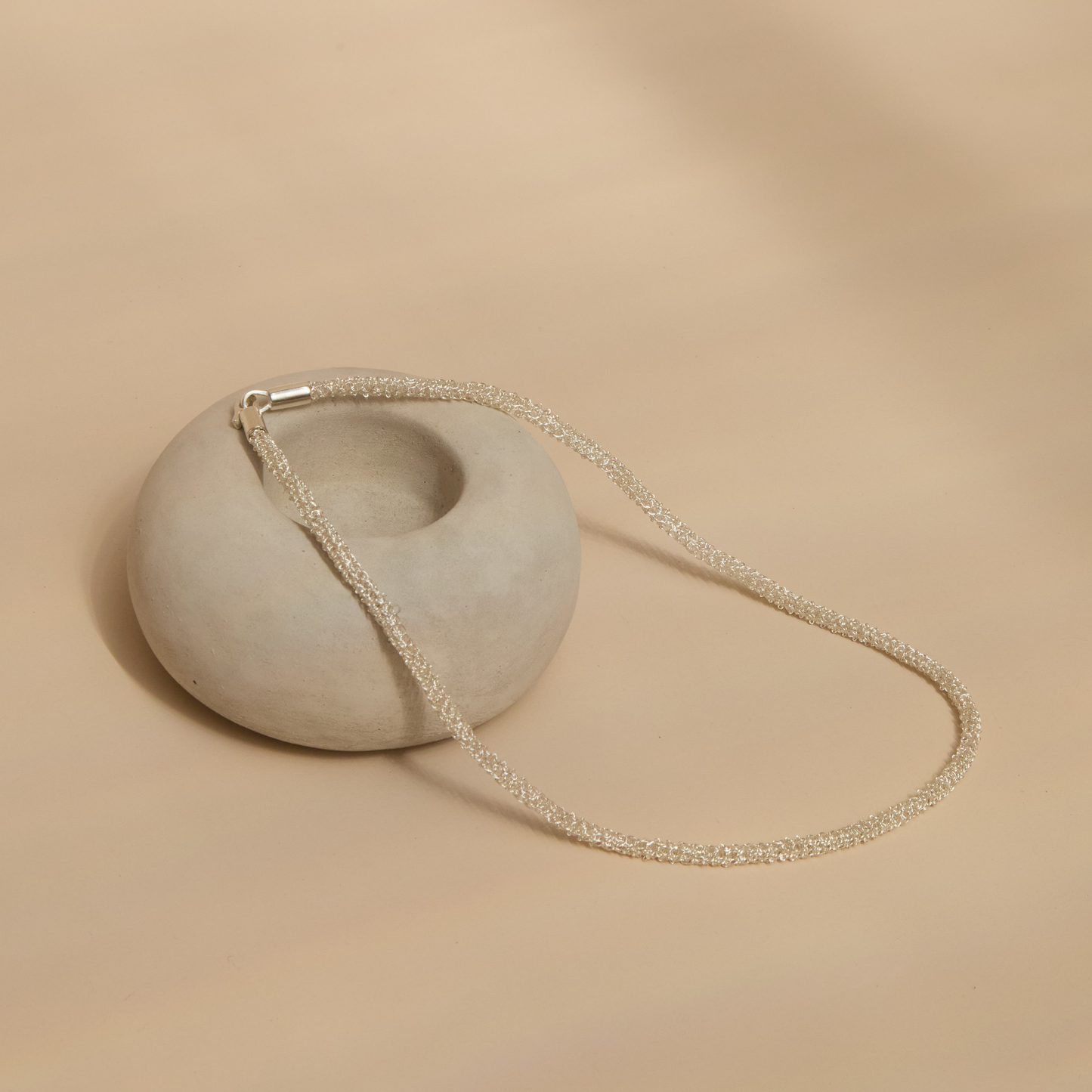 Kántuas Jewelry knit necklace